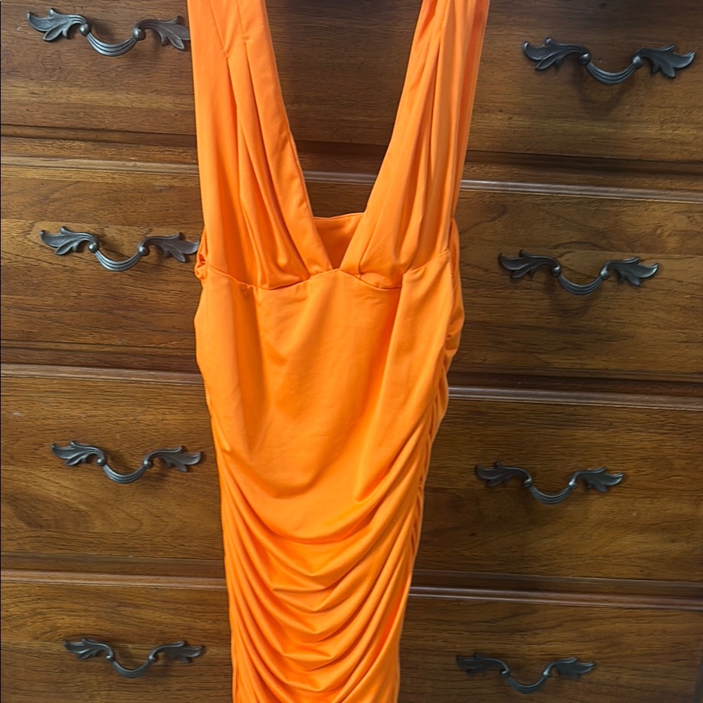 Elegant Orange Sleeveless Dress